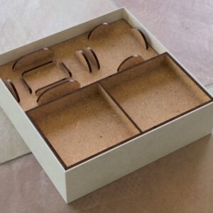 Intra απο ξύλο plywood 3mm-4mm πάχος - Θήκη πολύτιμων λίθων από χρυσό Incan Δίασταση 30x30 cm Intraeaxys-qom65wr1