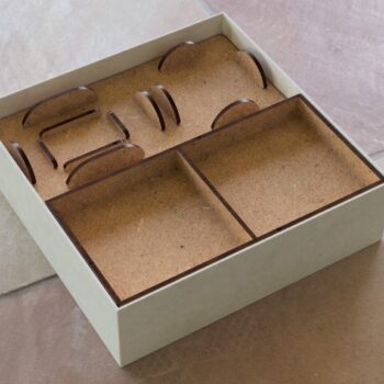 Intra απο ξύλο plywood 3mm-4mm πάχος - Θήκη πολύτιμων λίθων από χρυσό Incan Δίασταση 30x30 cm Intraeaxys-qom65wr1 - Image 1