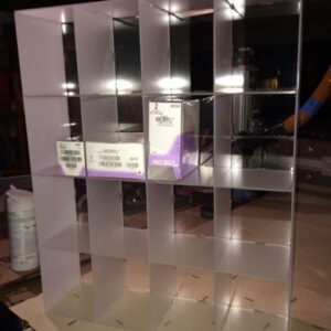 Intra απο ξύλο plywood 3mm-4mm πάχος - Ράφια αποθήκευσης ραμμάτων Δίασταση 30x30 cm Intraeaxys-qom654k1