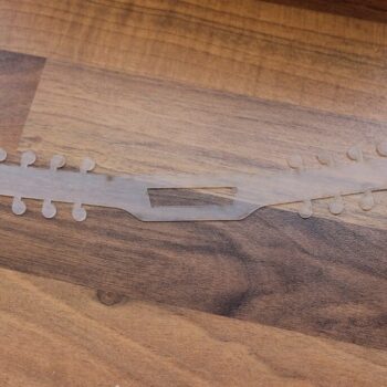 Intra απο ξύλο plywood 3mm-4mm πάχος - Λουράκι χειρουργικής μάσκας 0,8mm Πολυπροπυλένιο Δίασταση 30x30 cm Intraeaxys-zo9y0mw7 - Image 1