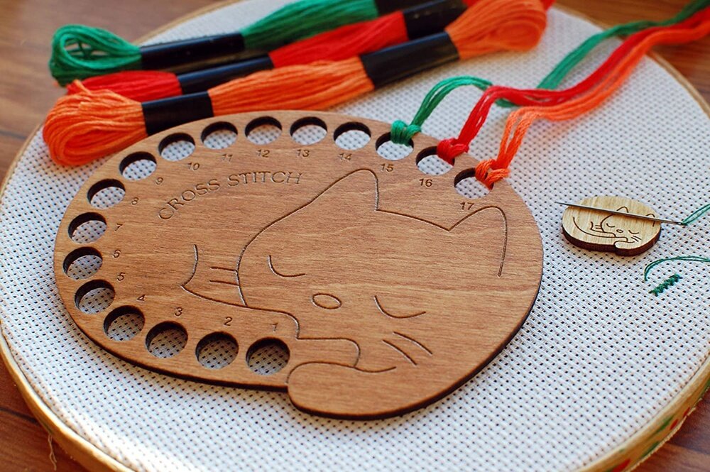 Intra απο ξύλο plywood 3mm-4mm πάχος - Cat Floss Organizer Στήριγμα κλωστής Δίασταση 30x30 cm Intraeaxys-075y9pmo