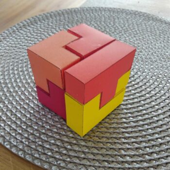 Intra απο ξύλο plywood 3mm-4mm πάχος - Soma Cube Puzzle Nikitin Squares Εκπαιδευτικό Παιδικό Παιχνίδι Tetris 3mm Δίασταση 30x30 cm Intraeaxys-qommnypo - Image 3