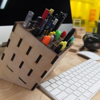 Intra απο ξύλο plywood 3mm-4mm πάχος - Μολυβοθήκη από κόντρα πλακέ Δίασταση 30x30 cm Intraeaxys-6o38yrp1 - Image 2