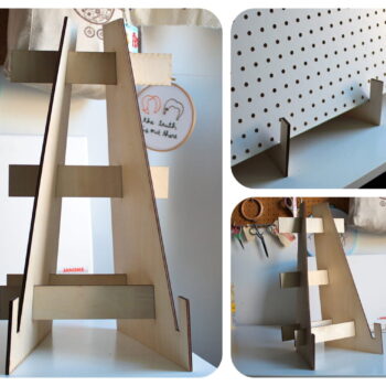 Intra απο ξύλο plywood 3mm-4mm πάχος - Στάση επίδειξης Pegboard Pegboard Easel Δίασταση 30x30 cm Intraeaxys-eo20gp67 - Image 1