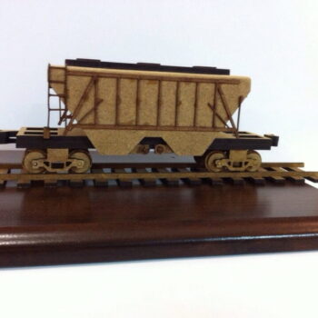 Intra απο ξύλο plywood 3mm-4mm πάχος - Grain Hopper Wagon Desk Organizer Δίασταση 30x30 cm Intraeaxys-91jdzlp1 - Image 6