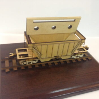 Intra απο ξύλο plywood 3mm-4mm πάχος - Grain Hopper Wagon Desk Organizer Δίασταση 30x30 cm Intraeaxys-91jdzlp1 - Image 7