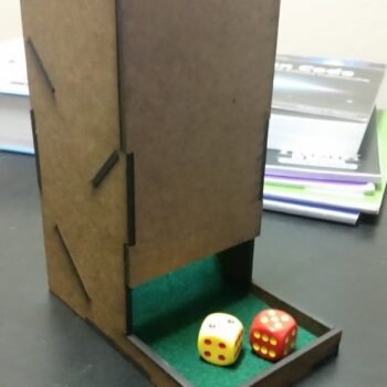 Intra απο ξύλο plywood 3mm-4mm πάχος - Πύργος Ζαριών Δίασταση 30x30 cm Intraeaxys-eo4yqp8o - Image 1