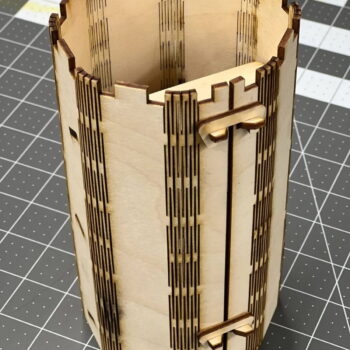 Intra απο ξύλο plywood 3mm-4mm πάχος - Πύργος με ζάρια με ζωντανούς μεντεσέδες Δίασταση 30x30 cm Intraeaxys-joed2051 - Image 6