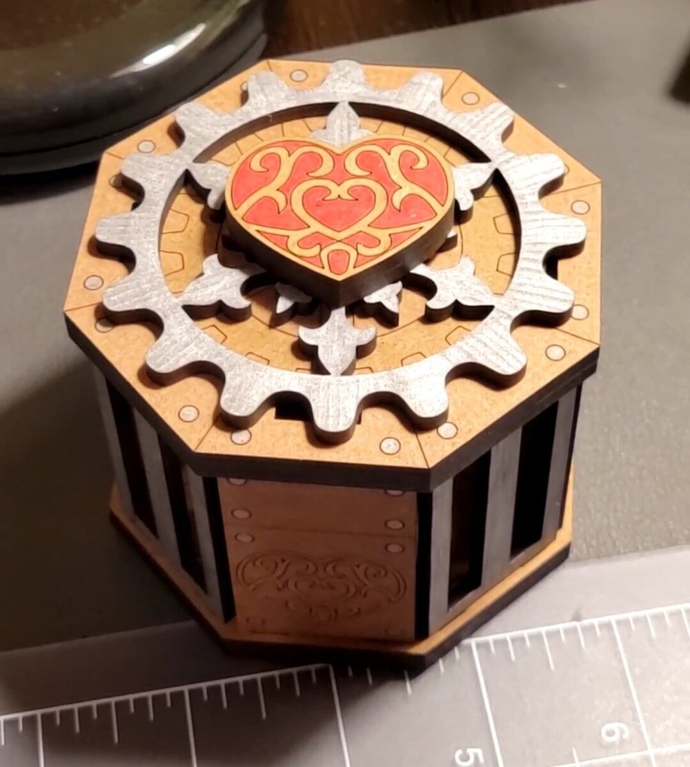 Intra απο ξύλο plywood 3mm-4mm πάχος - Κουτί ζαριών Δίασταση 30x30 cm Intraeaxys-eo0q95g1