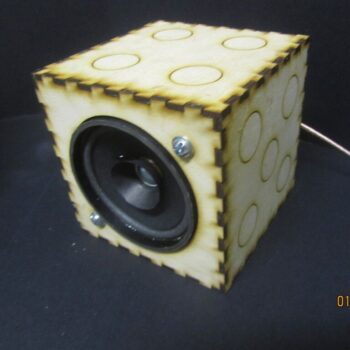 Intra απο ξύλο plywood 3mm-4mm πάχος - Dice Speaker Box Δίασταση 30x30 cm Intraeaxys-078y0v5o - Image 1