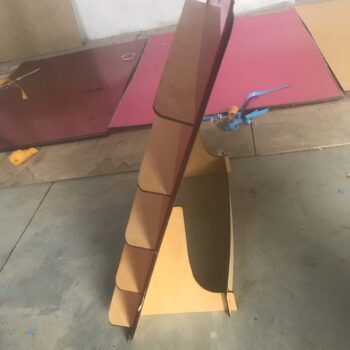 Intra απο ξύλο plywood 3mm-4mm πάχος - Σταντ βιτρίνας Δίασταση 30x30 cm Intraeaxys-67wln931 - Image 1