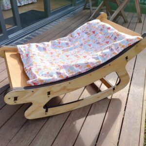 Intra απο ξύλο plywood 3mm-4mm πάχος - Baby Rocker Δίασταση 30x30 cm Intraeaxys-qomm044o