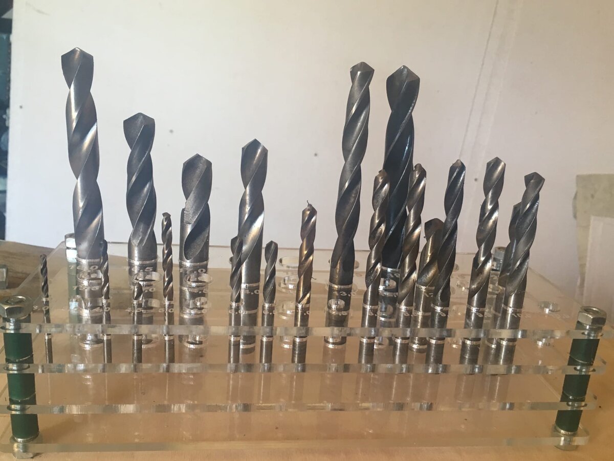 Intra απο ξύλο plywood 3mm-4mm πάχος - Βάση τρυπανιού Δίασταση 30x30 cm Intraeaxys-m1d6n3l7