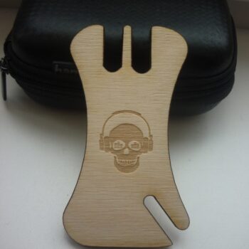 Intra απο ξύλο plywood 3mm-4mm πάχος - Υποδοχή καλωδίου περιέλιξης ακουστικών Δίασταση 30x30 cm Intraeaxys-m1d6vwx7 - Image 1