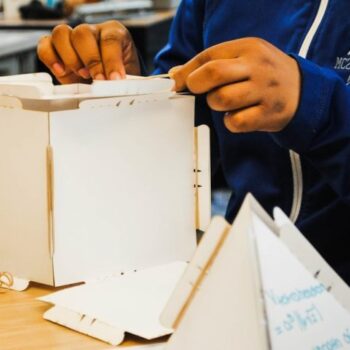 Intra απο ξύλο plywood 3mm-4mm πάχος - GeoConstructix – Geometric STEM Learning Tool Δίασταση 30x30 cm Intraeaxys-m1dd65y1 - Image 5