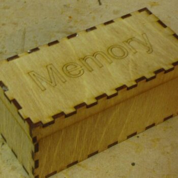 Intra απο ξύλο plywood 3mm-4mm πάχος - Παιχνίδι συγκέντρωσης μνήμης για παιδιά Δίασταση 30x30 cm Intraeaxys-voq29zdo - Image 4