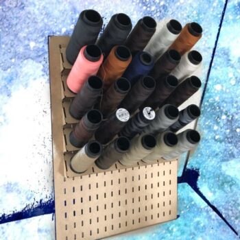 Intra απο ξύλο plywood 3mm-4mm πάχος - Σχάρα καρουλιού ραπτικής Δίασταση 30x30 cm Intraeaxys-r1z0vjmo - Image 1