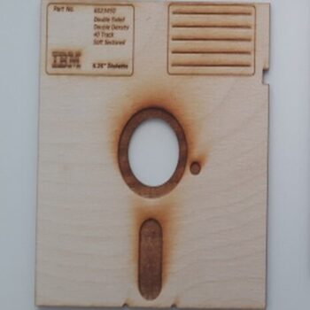 Intra απο ξύλο plywood 3mm-4mm πάχος - Σουβέρ δισκέτας 5,25 ιντσών Δίασταση 30x30 cm Intraeaxys-pok3jgj7 - Image 1