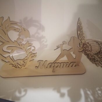 Intra απο ξύλο plywood 3mm-4mm πάχος - Ειδώλιο αγγέλου Δώρο για την Ημέρα της Γυναίκας 8 Μαρτίου Δίασταση 30x30 cm Intraeaxys-joedv291 - Image 1