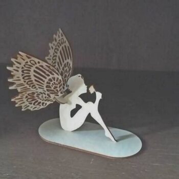 Intra απο ξύλο plywood 3mm-4mm πάχος - Διακόσμηση αγγέλου νεράιδα σε περίπτερο Δίασταση 30x30 cm Intraeaxys-r1z28qm1 - Image 1