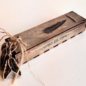 Intra απο ξύλο plywood 3mm-4mm πάχος - Διακοσμητικό Ξύλινο Κουτί Δώρου στυλό με Χαρακτική Δίασταση 30x30 cm Intraeaxys-078yr4qo - Image 1