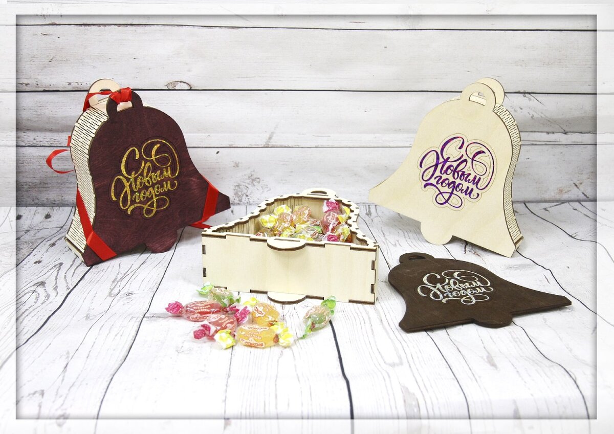 Intra απο ξύλο plywood 3mm-4mm πάχος - Κουτί δώρου σε σχήμα καμπάνας Ξύλινο κουτί καραμέλας Δίασταση 30x30 cm Intraeaxys-r7vmjjk7