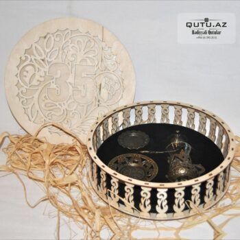 Intra απο ξύλο plywood 3mm-4mm πάχος - Διακοσμητικό στρογγυλό κουτί κοσμημάτων Δίασταση 30x30 cm Intraeaxys-m1d6r0l7 - Image 1