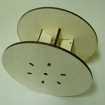 Intra απο ξύλο plywood 3mm-4mm πάχος - Καρούλι με νήματα Δίασταση 30x30 cm Intraeaxys-r1z029wo - Image 1