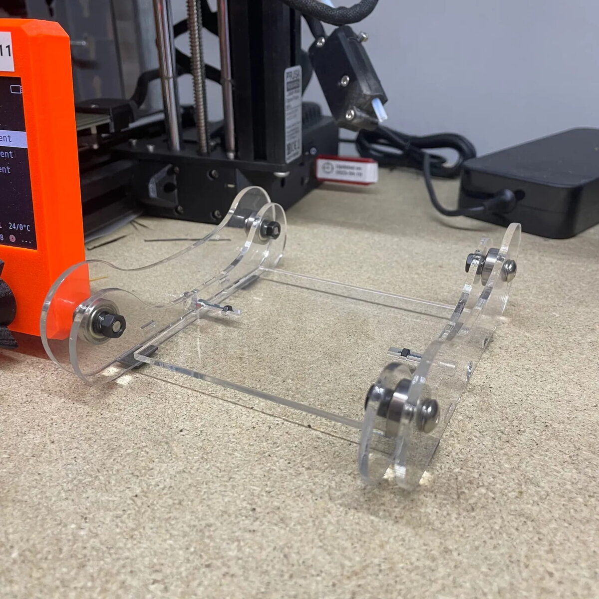 Intra απο ξύλο plywood 3mm-4mm πάχος - Στήριγμα καρουλιού 3 κιλών Δίασταση 30x30 cm Intraeaxys-r1z2nlm1