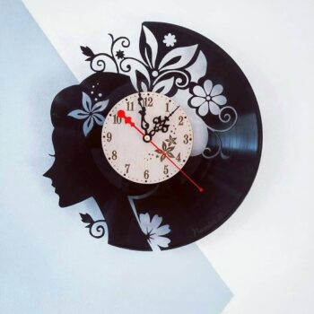 Intra απο ξύλο plywood 3mm-4mm πάχος - Ρολόι τοίχου με δίσκους βινυλίου Flowers Girl Δίασταση 30x30 cm Intraeaxys-075yr80o - Image 3