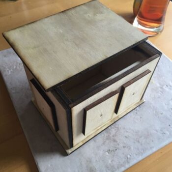 Intra απο ξύλο plywood 3mm-4mm πάχος - Στρογγυλή Τράπεζα Δίασταση 30x30 cm Intraeaxys-yone09ko - Image 1