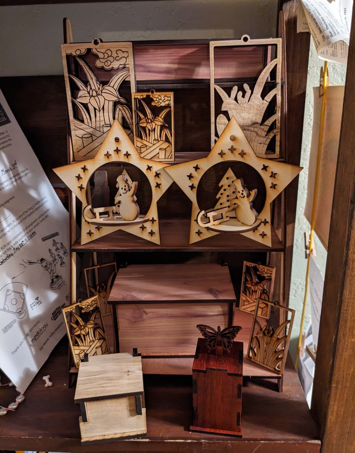 Intra απο ξύλο plywood 3mm-4mm πάχος - Ράφι σκάλας Δίασταση 40x50 cm Intraeaxys-zo9ygew7