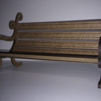 Intra απο ξύλο plywood 3mm-4mm πάχος - Διακόσμηση κήπου πάγκου Δίασταση 30x30 cm Intraeaxys-67wz9nl7 - Image 1