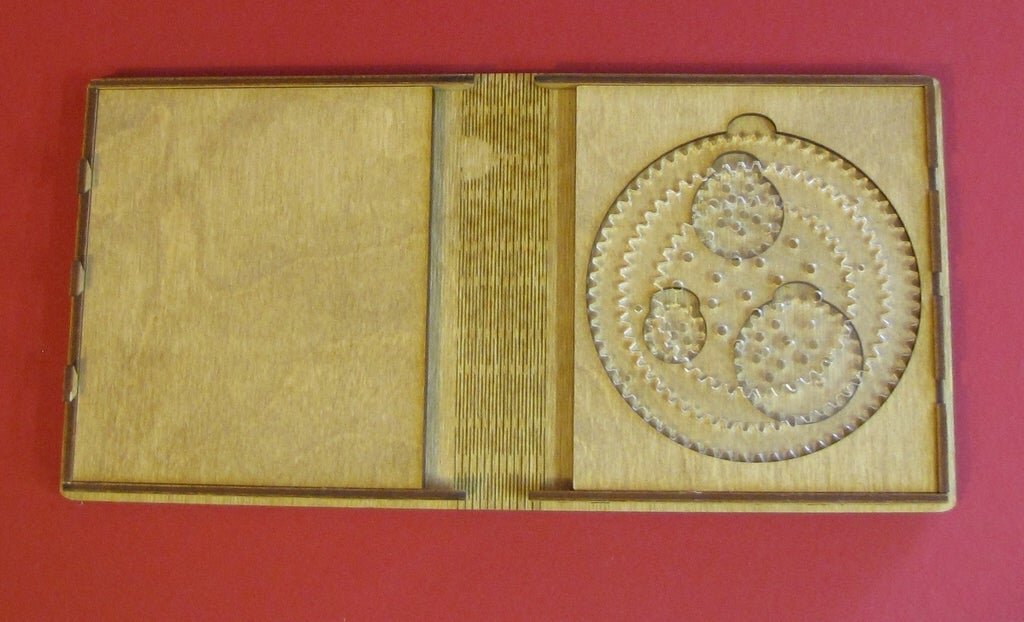 Intra απο ξύλο plywood 3mm-4mm πάχος - Κιτ σπειρογράφου σχεδίασης Δίασταση 30x30 cm Intraeaxys-zo9yw4e7