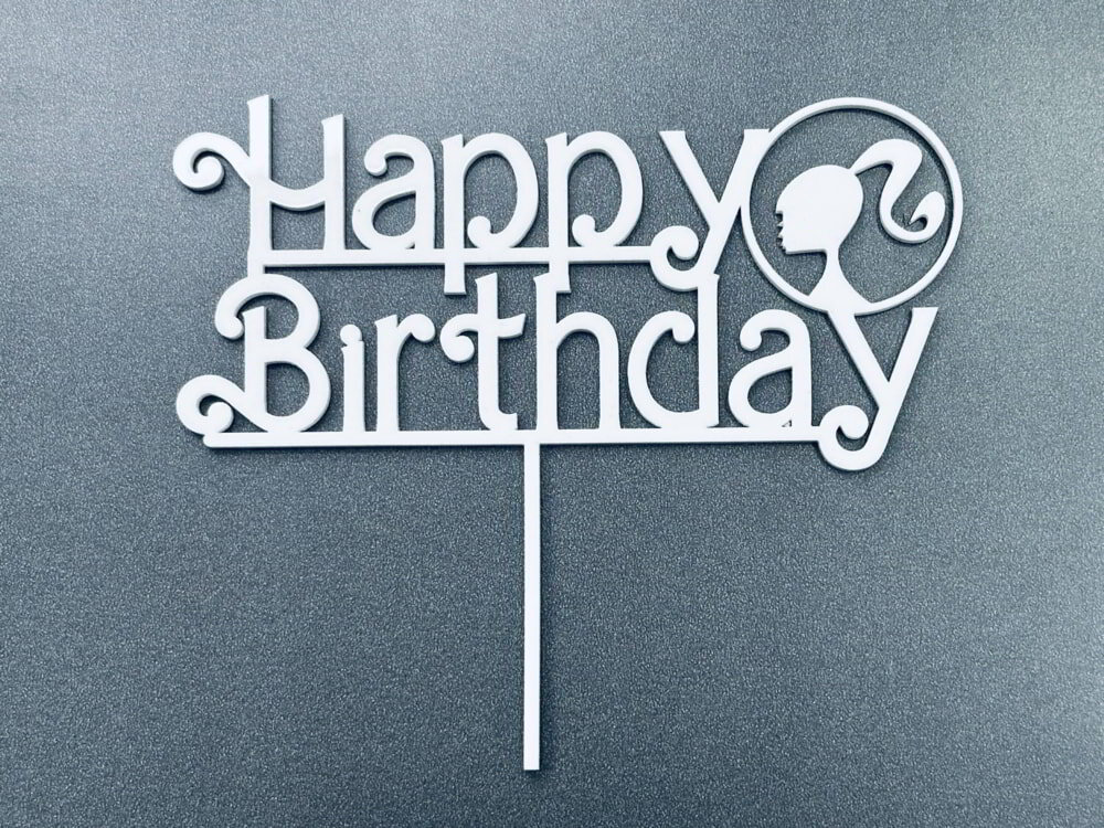 Intra απο ξύλο plywood 3mm-4mm πάχος - Κορίτσι Χρόνια Πολλά Cake Topper Δίασταση 20x20 cm Intraeaxys-joedm3n1