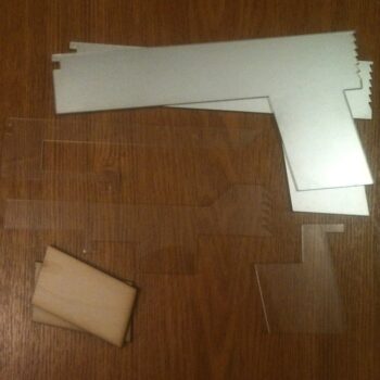 Intra απο ξύλο plywood 3mm-4mm πάχος - Πυροβόλο όπλο 6 Shot Rubber Band Δίασταση 30x30 cm Intraeaxys-ro6ygqm7 - Image 3