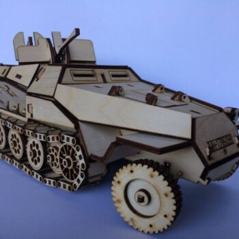 Intra απο ξύλο plywood 3mm-4mm πάχος - Θωρακισμένο Ξύλινο Παιχνίδι APC 3D μοντέλου μεταφοράς προσωπικού Δίασταση 30x30 cm Intraeaxys-joedg251 - Image 5