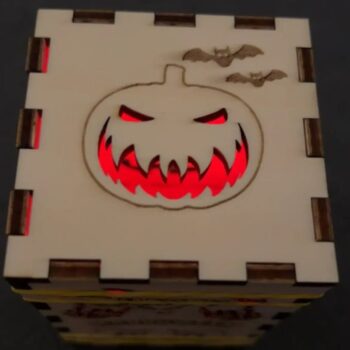 Intra απο ξύλο plywood 3mm-4mm πάχος - Φανάρι αποκριών Δίασταση 30x30 cm Intraeaxys-67wzlz87 - Image 1