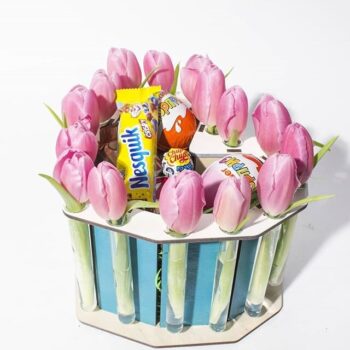 Intra απο ξύλο plywood 3mm-4mm πάχος - Καλάθι δώρου με μπουκέτο σοκολάτας σε σχήμα καρδιάς Δίασταση 30x30 cm Intraeaxys-6o3y3kp7 - Image 3