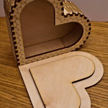 Intra απο ξύλο plywood 3mm-4mm πάχος - Κουτί μπιμπελό σε σχήμα καρδιάς Δίασταση 30x30 cm Intraeaxys-lop3q661 - Image 5