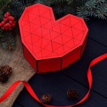 Intra απο ξύλο plywood 3mm-4mm πάχος - Ξύλινο κουτί δώρου σε σχήμα καρδιάς Δίασταση 30x30 cm Intraeaxys-67wl03m1 - Image 1