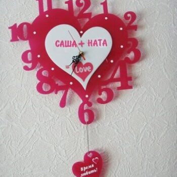 Intra απο ξύλο plywood 3mm-4mm πάχος - Χαριτωμένο ρολόι τοίχου σε σχήμα καρδιάς Δίασταση 30x30 cm Intraeaxys-joed3k81 - Image 1