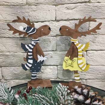 Intra απο ξύλο plywood 3mm-4mm πάχος - Χριστούγεννα ελάφια που στέκονται σε μια βάση Δίασταση 30x30 cm Intraeaxys-ro6y9p37 - Image 1