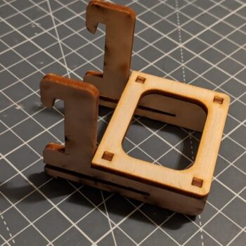 Intra απο ξύλο plywood 3mm-4mm πάχος - IKEA SKADIS Συμβατοί γάντζοι με μανταλάκια και κουμπωτά Δίασταση 30x30 cm Intraeaxys-yonem2po - Image 6