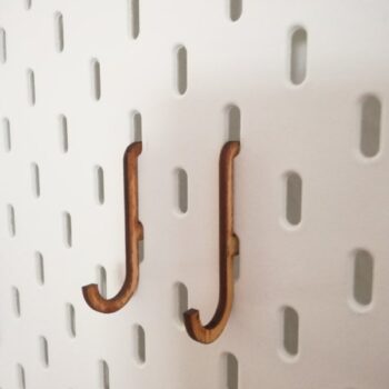 Intra απο ξύλο plywood 3mm-4mm πάχος - Hook For Ikea Skadis Pegboard Δίασταση 30x30 cm Intraeaxys-eo2yqeq1 - Image 1
