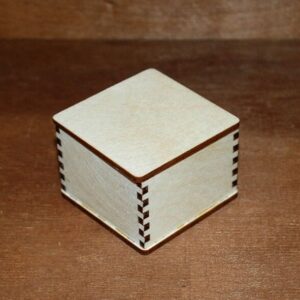 Intra απο ξύλο plywood 3mm-4mm πάχος - Κενό κοσμηματοπωλείο Κενό ημιτελές ξύλινο κουτί Δίασταση 30x30 cm Intraeaxys-qomm4vro