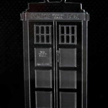 Intra απο ξύλο plywood 3mm-4mm πάχος - Κολιέ Tardis Δίασταση 30x30 cm Intraeaxys-yonemeyo - Image 1