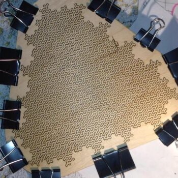 Intra απο ξύλο plywood 3mm-4mm πάχος - Ξύλο Fractal παζλ Δίασταση 30x30 cm Intraeaxys-pokmvw91 - Image 1