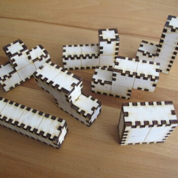 Intra απο ξύλο plywood 3mm-4mm πάχος - Ξύλινα Μπλοκ Tetris 4mm Δίασταση 30x30 cm Intraeaxys-51rrmlr1 - Image 1