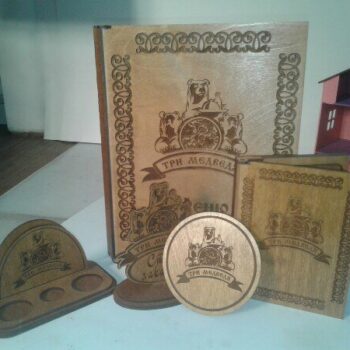 Intra απο ξύλο plywood 3mm-4mm πάχος - Ξύλινη θήκη κάρτας μενού εστιατορίου Ξύλινο κάλυμμα μενού Δίασταση 30x30 cm Intraeaxys-r1z2g921 - Image 1